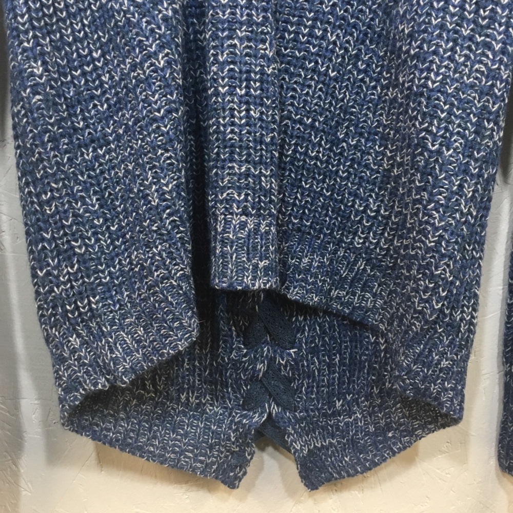 American Rag Sweater Top - Picture 6 of 8